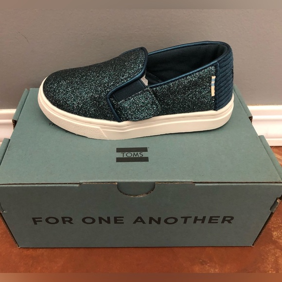 Tom"s LUCA Toddler Shoe - Size 8 - Atlantic Irridescent Glimmer/Corduroy - Picture 1 of 3